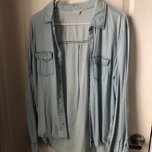 Women’s button down
